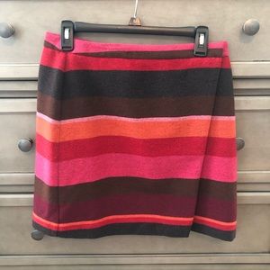 Women’s NWOT Loft wrap skirt.